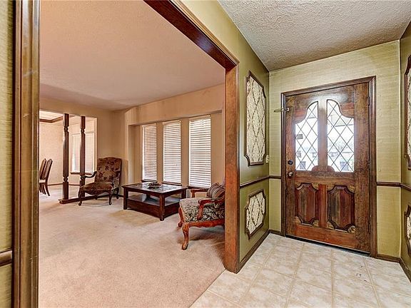 4th image of 9905 S Allen Dr