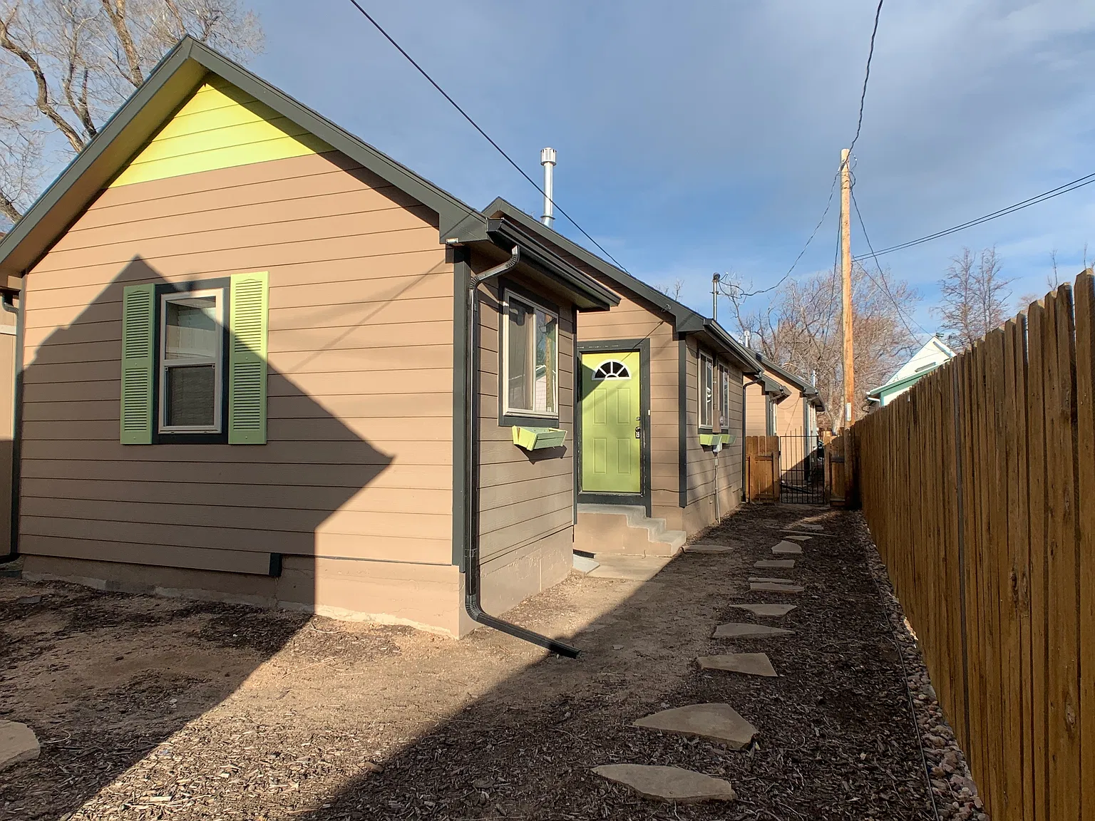 720 S Cascade Avenue — Photo 1