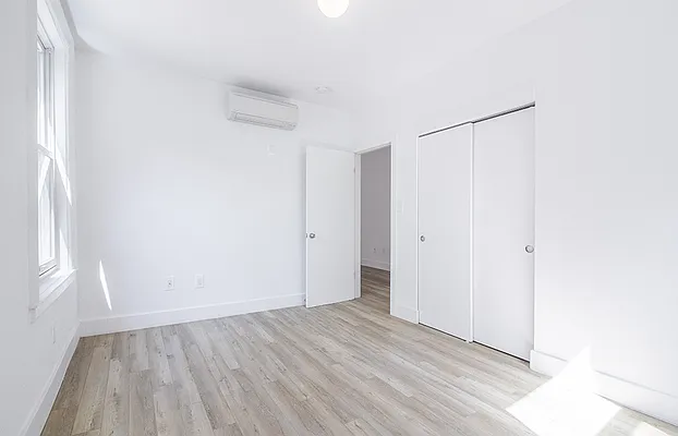 Rented by Douglas Elliman | media 22