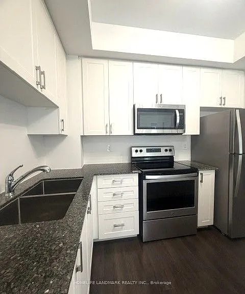26 Coles Ave #403 — Photo 4