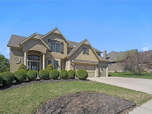 14712 Wedd St, Overland Park, KS 66221