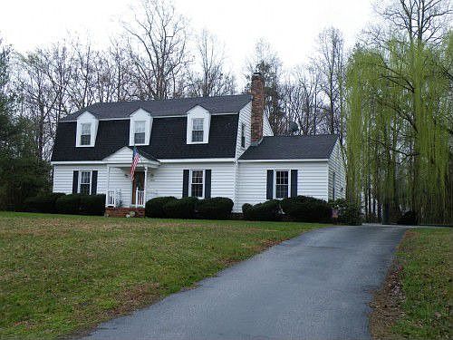 2nd image of 6011 Pontefract Dr