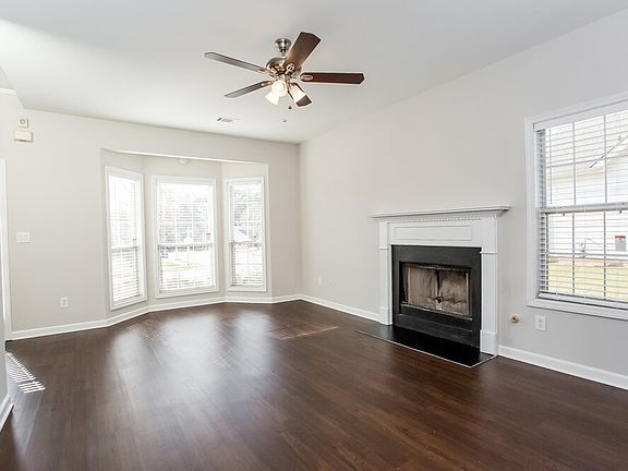 2nd image of 5175 Yellow Pine Dr