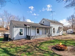 132 N George St, Whitewater, WI 53190