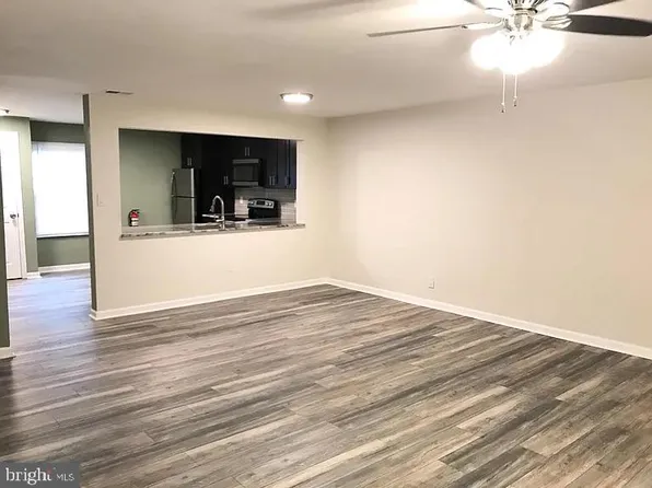 203 Bromley Est, Clementon, NJ 08021