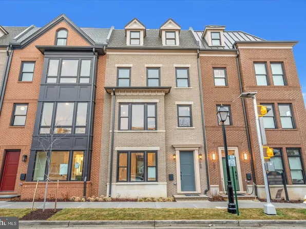 109 N West St, Alexandria, VA 22314
