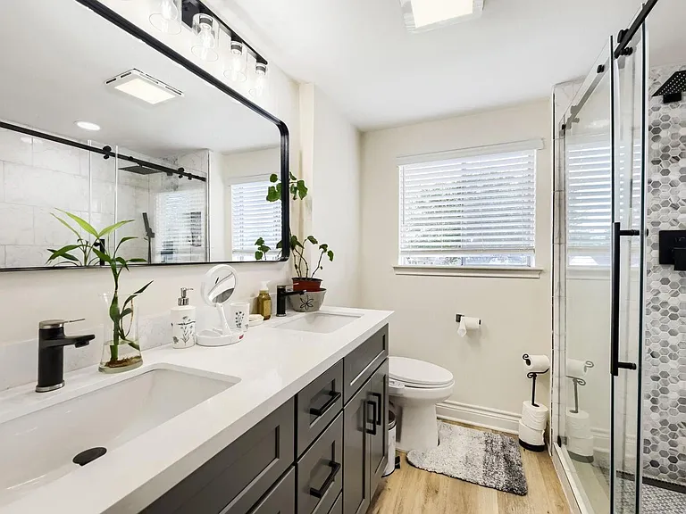 8927 Langdon Ln — Photo 29