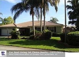 2nd image of 15661 Canterbury Ct