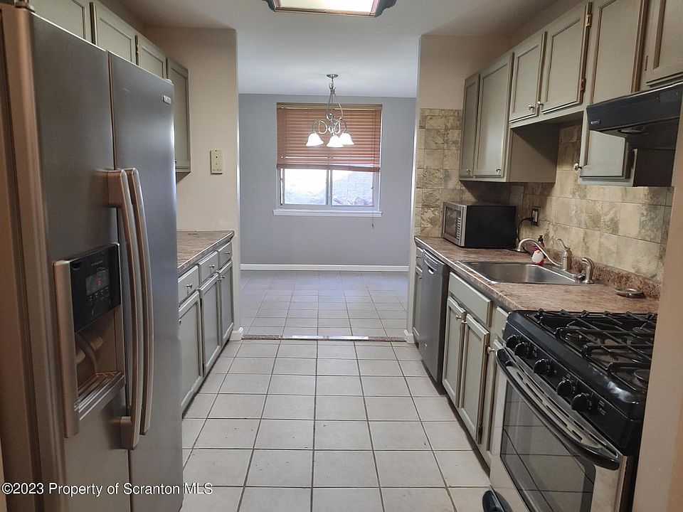 1304 Summit Pointe, Scranton, PA 18508 Zillow