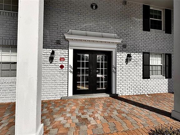 2nd image of 205 LEWFIELD CIRCLE #205