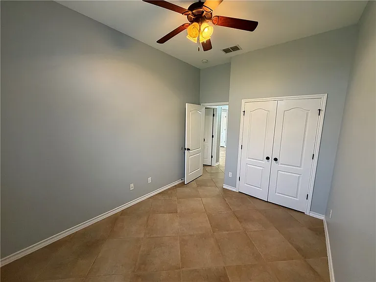 6706 Samba Dr — Photo 12