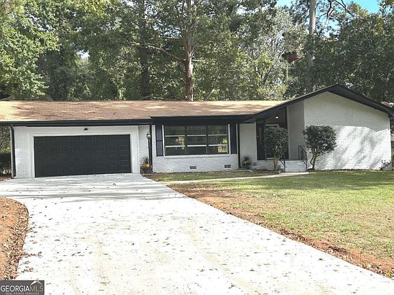 2nd image of 45 Circle Dr