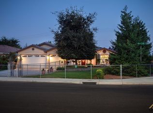 2215 Povane Ct, Bakersfield, CA 93313