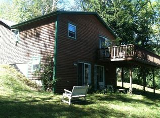 22 Hamlet Dr, North Woodstock, NH 03262