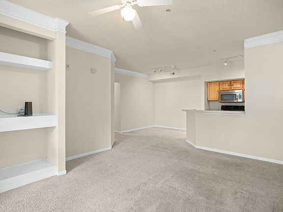 4th image of 13016 Plantation Park Cir APT 1129