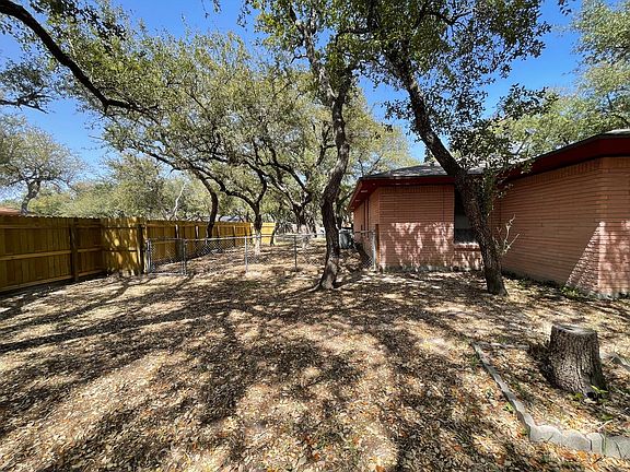 2nd image of 111 Greenway Ln