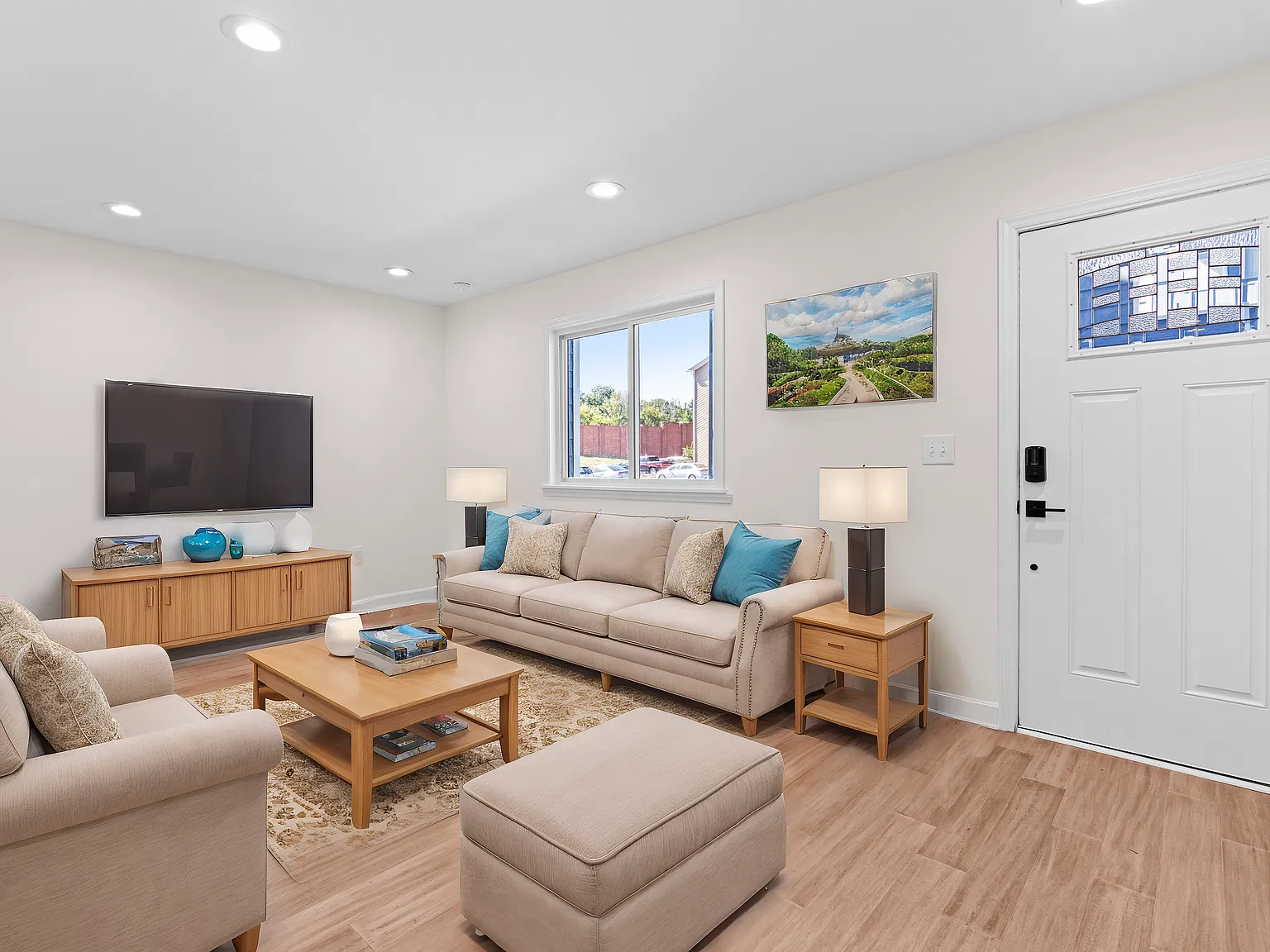 1 bed, $1,000 — Photo 2