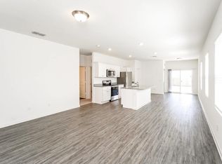 215 Bracken Ln, Maxwell, TX 78656