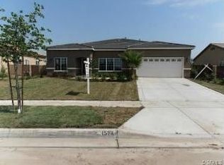 1574 W McWethy St, Rialto, CA 92376