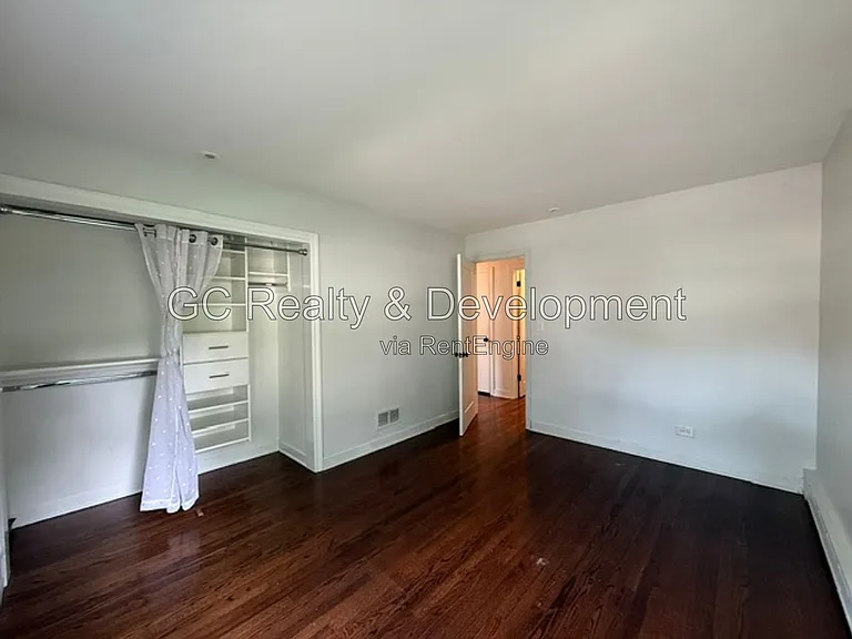 255 Crest Rd — Photo 14