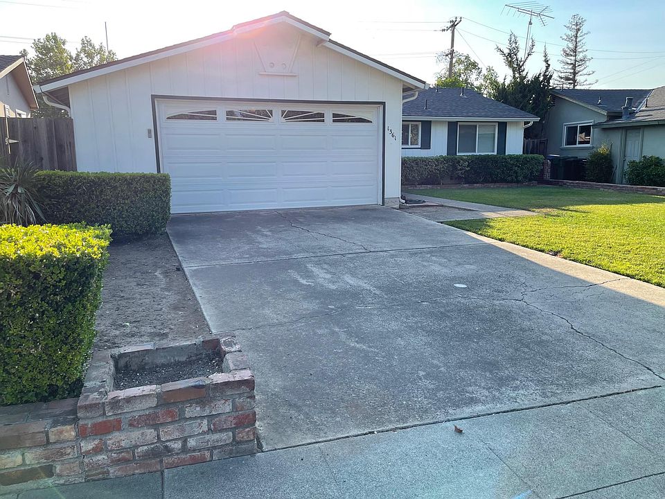 1st image of 1361 Heckman Way