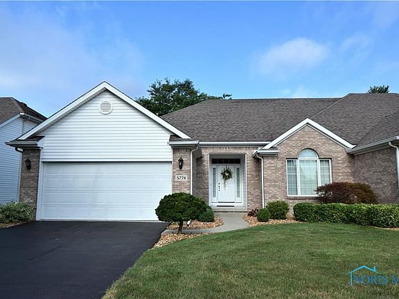 2nd image of 5774 Crossbrooke Ln