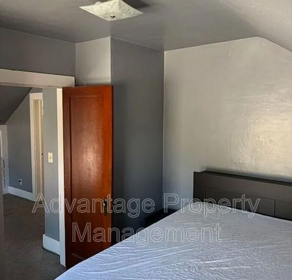 335 NW 10th St #10TH335-1 — Photo 5