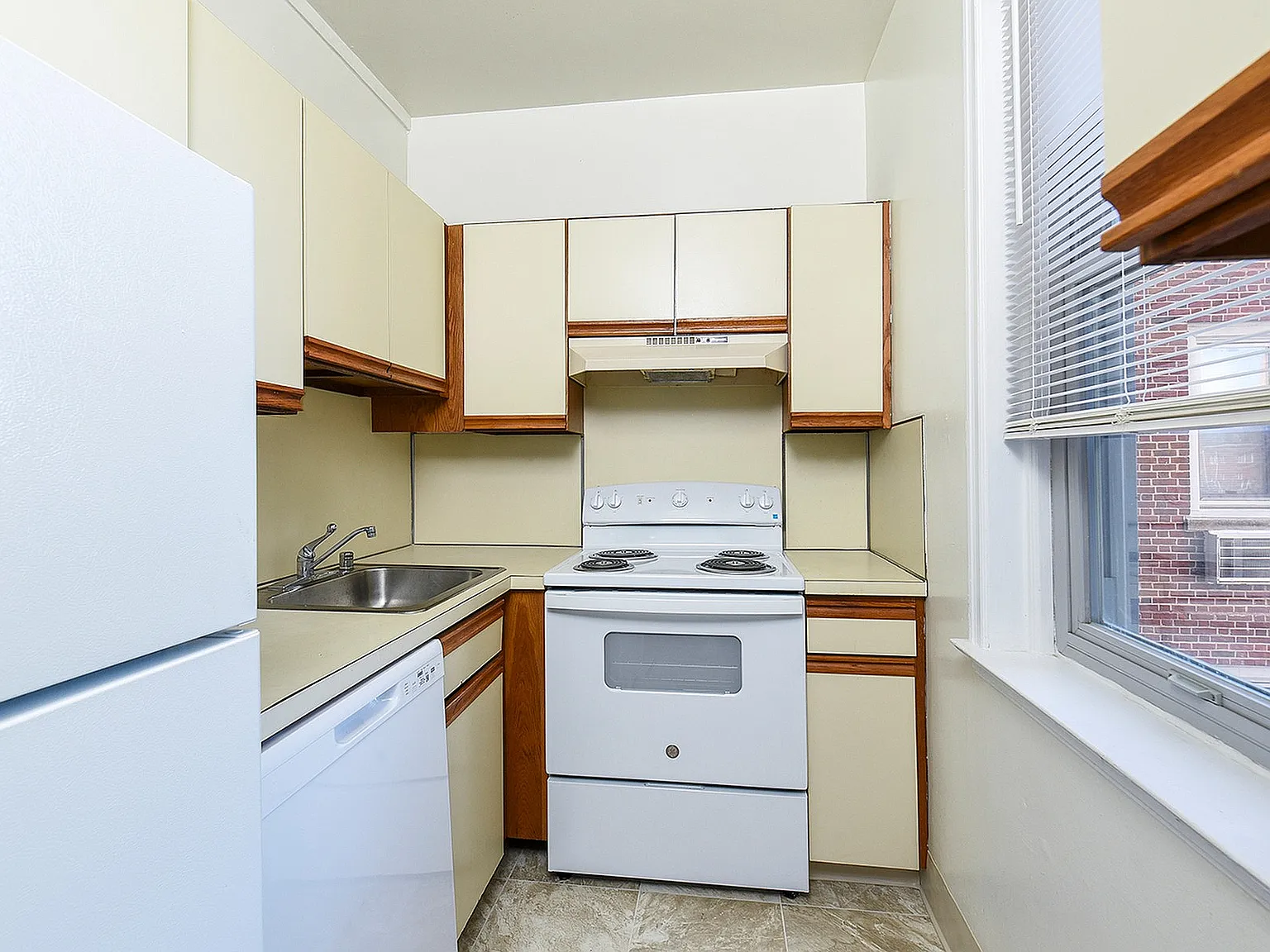 Gilpin Place Apartments — Photo 3