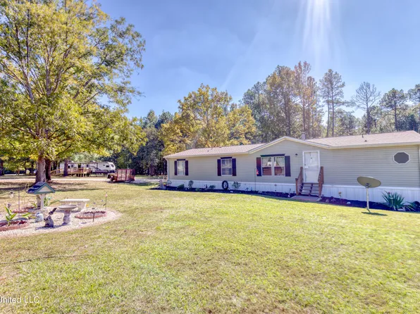 48 Barton Rd, Wiggins, MS 39577