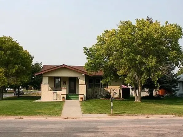 300 E 5th St, Gordon, NE 69343
