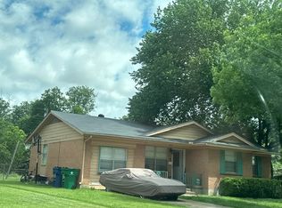 217 Charlotte Ave, Waxahachie, TX 75165