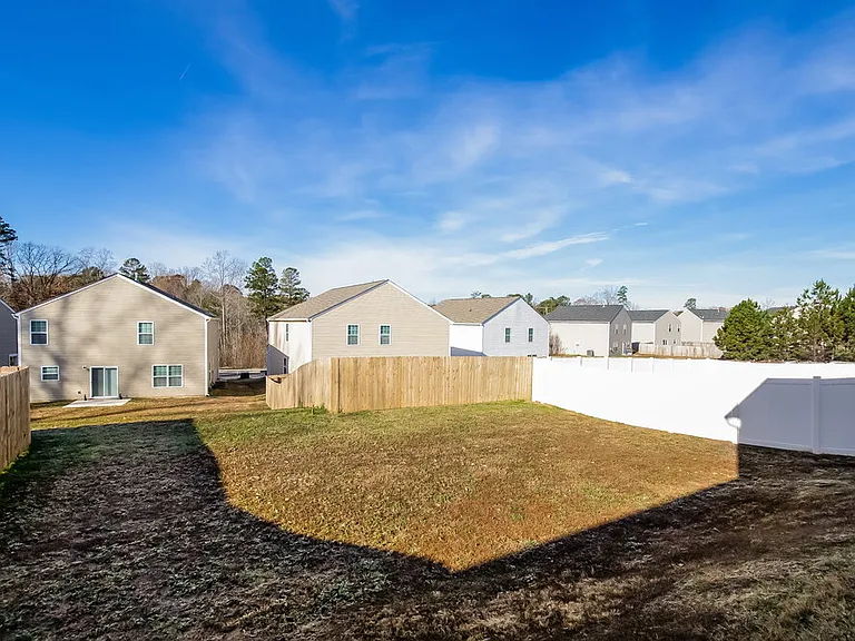 913 Cassidy Dr — Photo 17