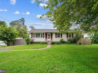 8813 Sylvania St, Lorton, VA 22079