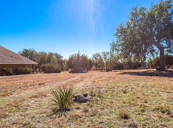 4th image of 4068 Comanche Trace Dr