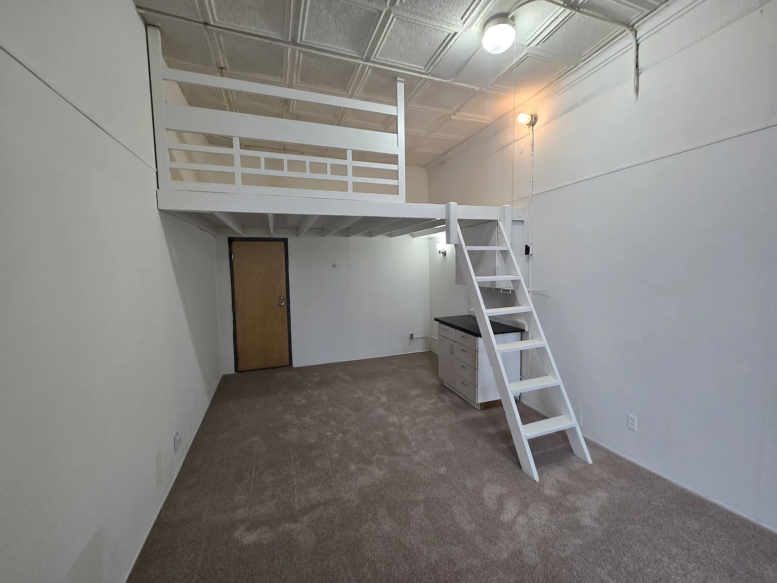 Studio, 500 sqft, $695 — Photo 4