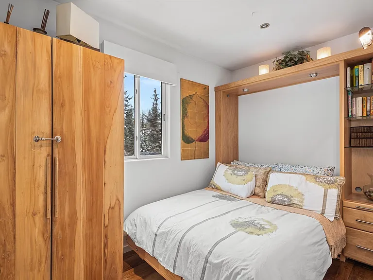 210 E Hyman Ave #1 — Photo 11