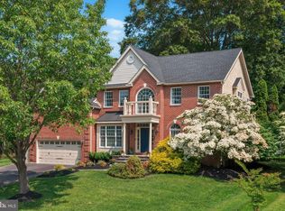 131 Chinaberry Dr, Lafayette Hill, PA 19444