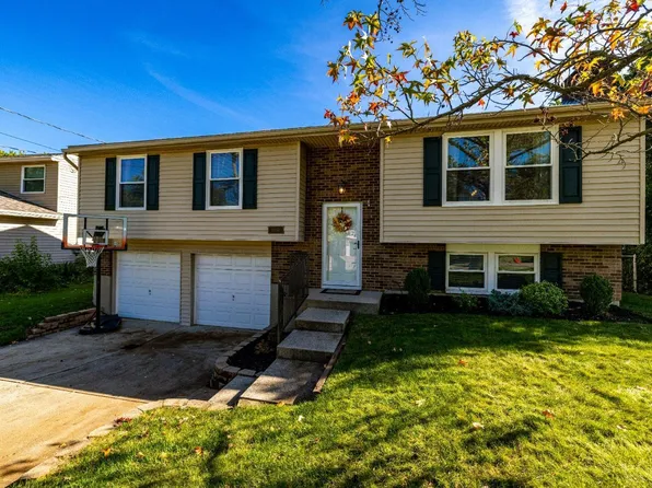 12050 Hazelhurst Ln, Cincinnati, OH 45240