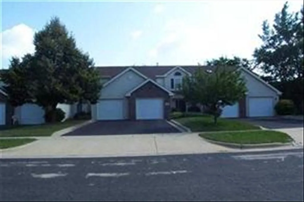 281 Kearney Way photo 1
