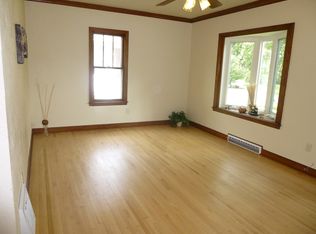 718 E Jefferson St, Waupun, WI 53963