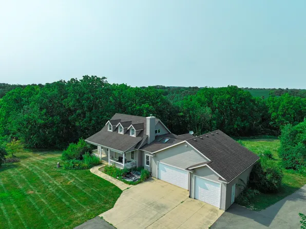 3428 Bluto Blvd, Mount Horeb, WI 53572