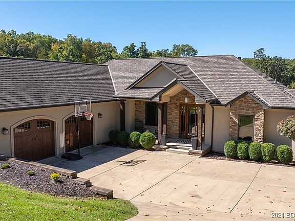 2nd image of 1103 Muirfield Dr