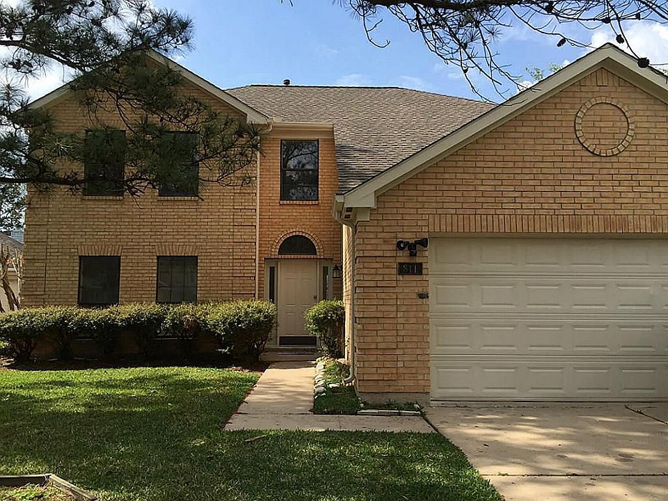 1st image of 811 Island Meadow Ct