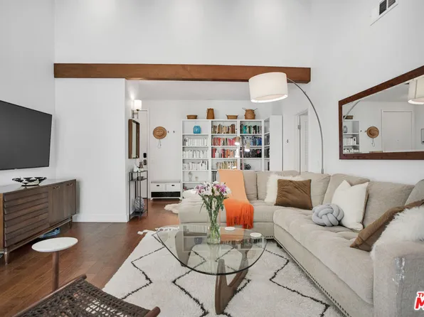 3480 Barham Blvd APT 311, Los Angeles, CA 90068