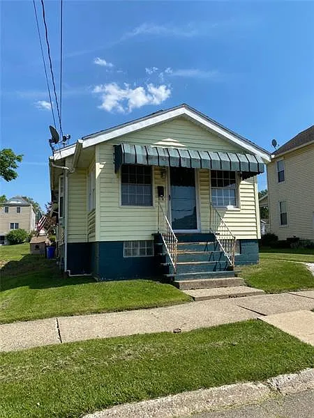 1502 3rd St photo 1