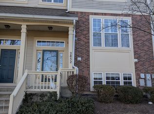 2852 N Greenwood Ave, Arlington Heights, IL 60004
