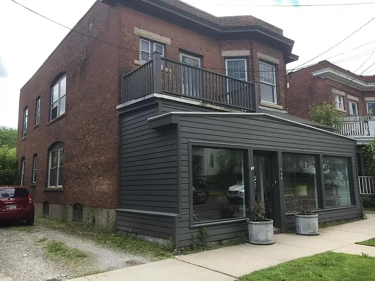 446 Tyler St — Photo 1
