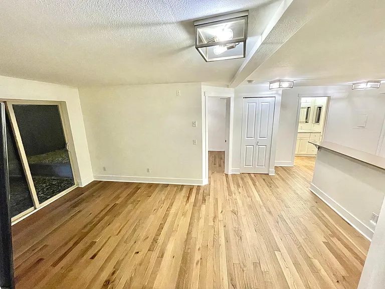 566 Prospect St #109 — Photo 10