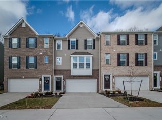 1127 Bean Ln, Akron, OH 44313