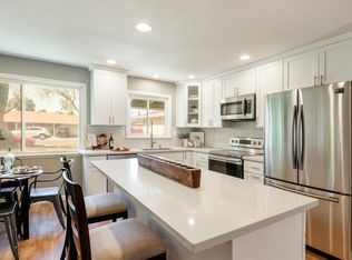 322 Lindley Dr, Sacramento, CA 95815